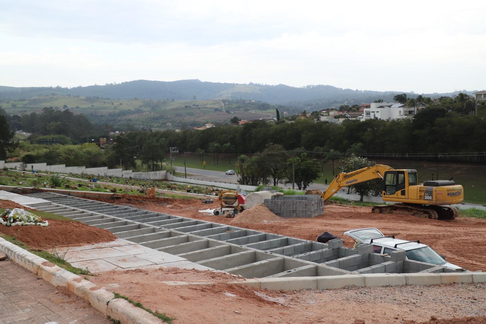 Prefeitura de Louveira amplia capacidade do Cemitério Municipal com novas sepulturas