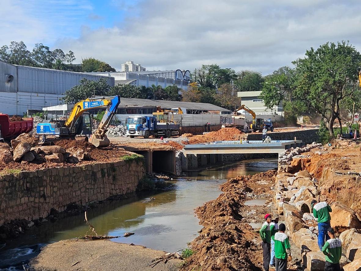 Novas pontes marcam avanço das obras das Avenidas Marginais de Itatiba