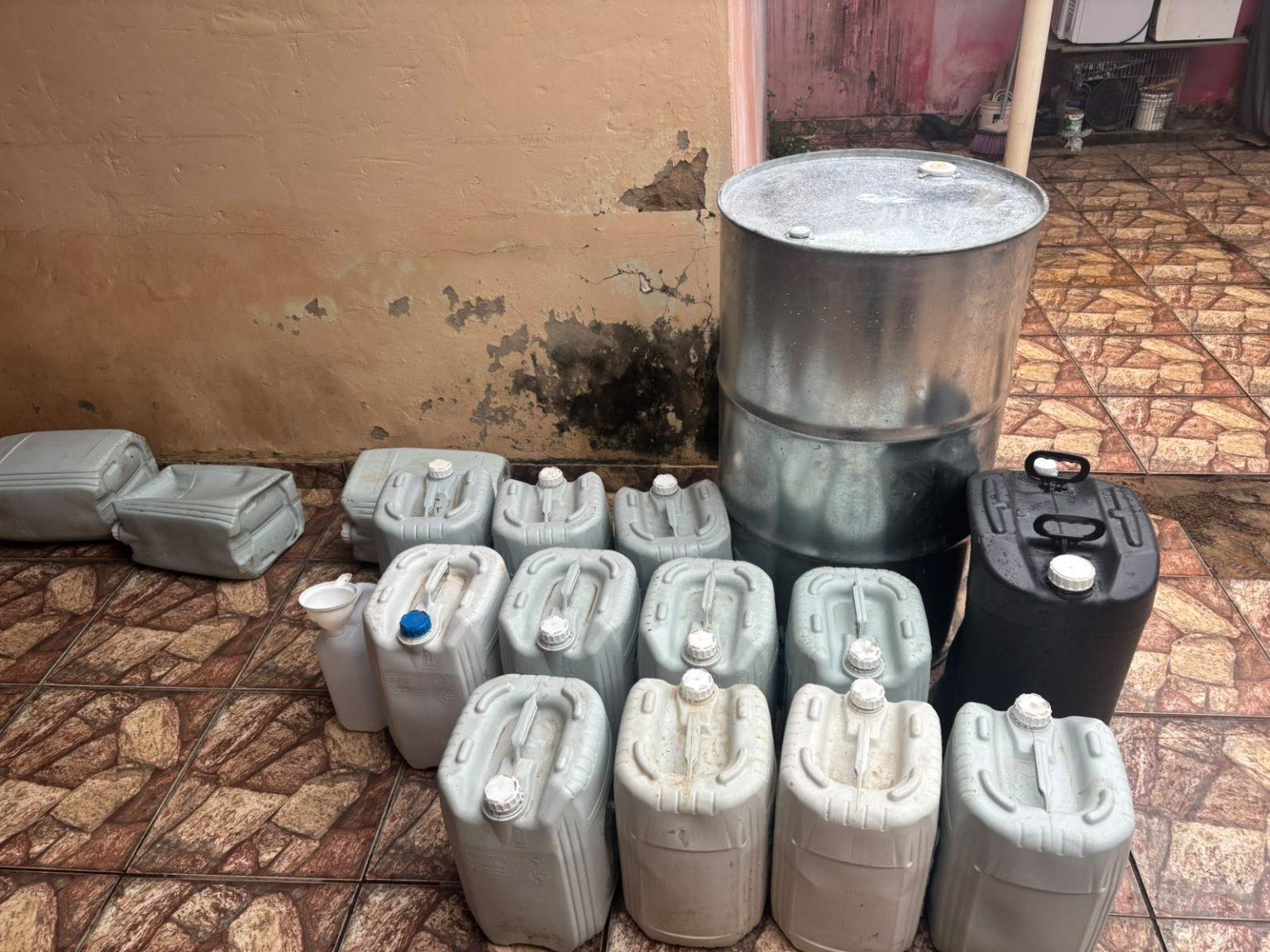 PM apreende 420 litros de lança-perfume em Campinas