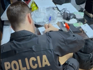 Polícia Federal faz operação contra suspeita de corrupção na Receita Federal 