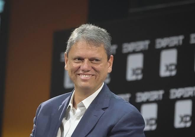 Tarcísio: Brasil tem que acabar com bet ou bet acaba com o Brasil