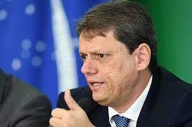 Tarcísio fala pela primeira vez que 'talvez' dispute Presidência no futuro