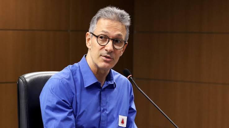 Zema diz que obrigará 'homens saudáveis com idade de trabalhar' a aceitar proposta de emprego