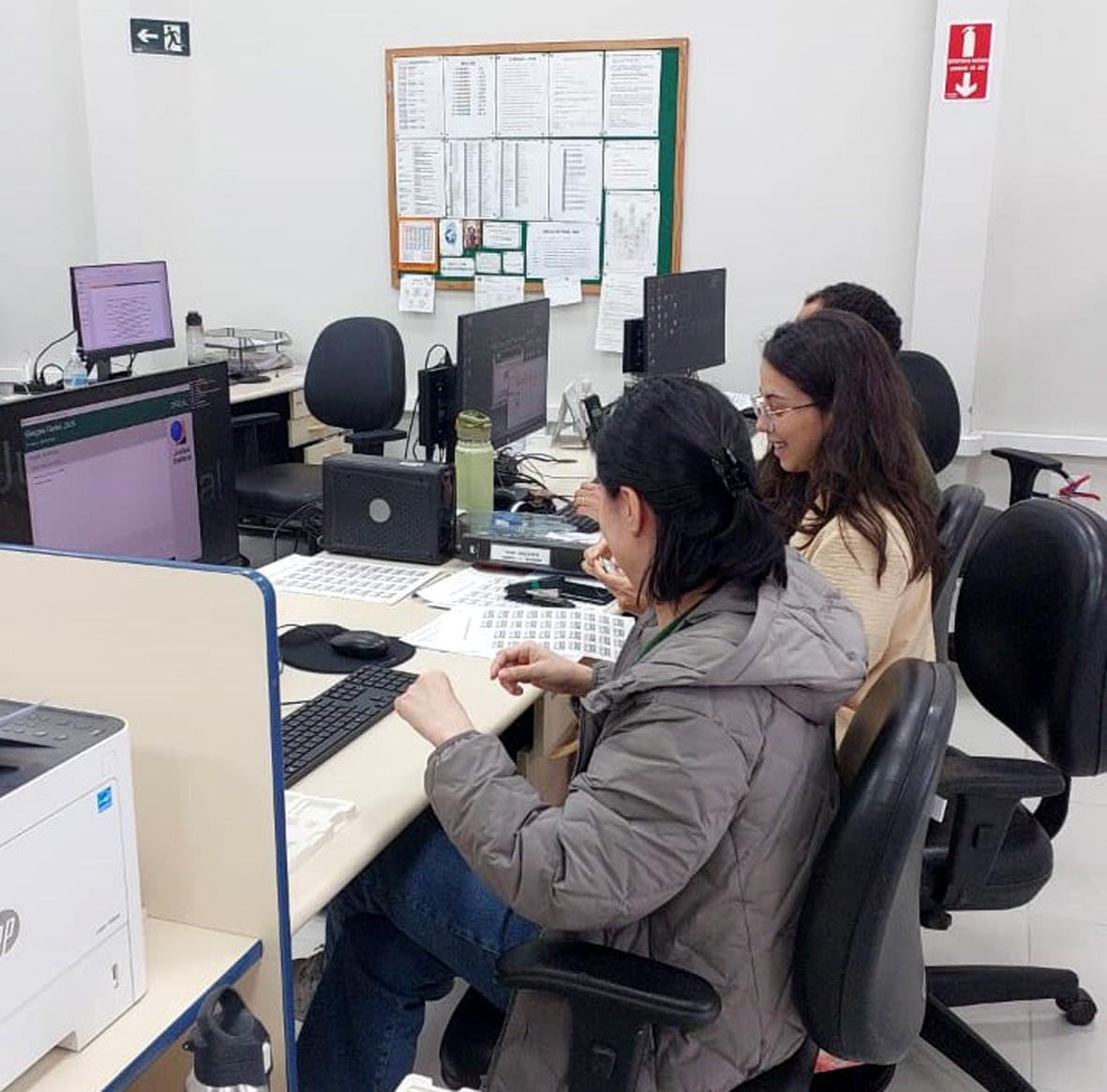 Justiça Eleitoral inicia preparação das urnas para as eleições de outubro