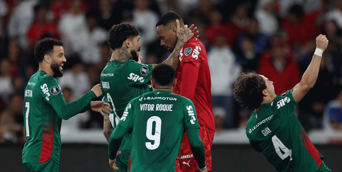Palmeiras avança nos pênaltis e Corinthians é eliminado em casa nas quartas de final