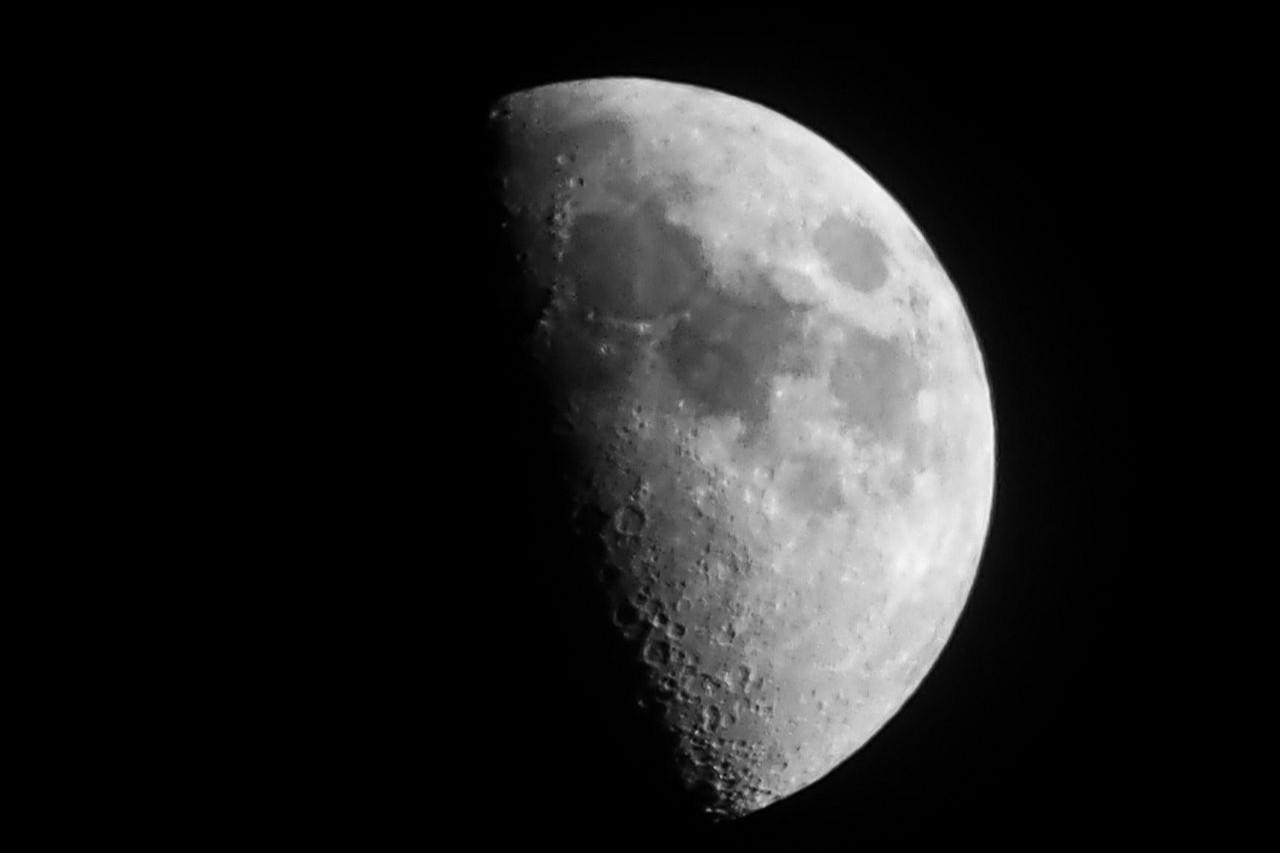 Planetário de Itatiba promove observação gratuita da Lua nos dias 22 e 23