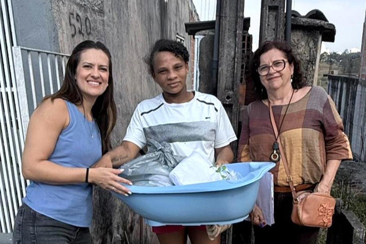 Projeto Meu Bebê entrega 24 enxovais e chega a 194 gestantes atendidas em 2026