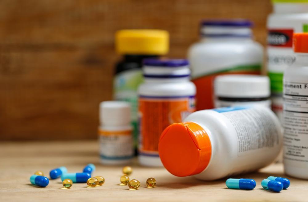 Suplementos e medicamentos: conheça as diferenças