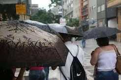 Defesa Civil emite alerta amarelo para pancadas de chuva durante o fim de semana do feriado de 12 de outubro