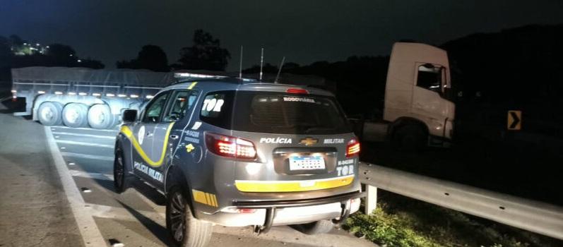 Polícia Rodoviária recupera caminhão roubado em Itatiba