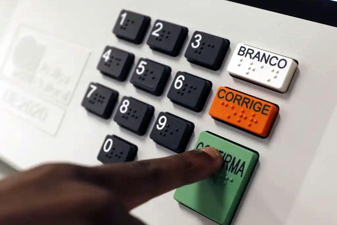 Voto nas Eleições 2026 poderá valer como prova de vida para beneficiários do INSS